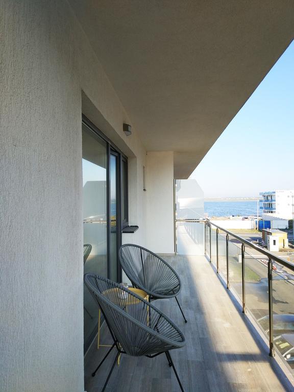 The One Mamaia Nord Lägenhet Exteriör bild